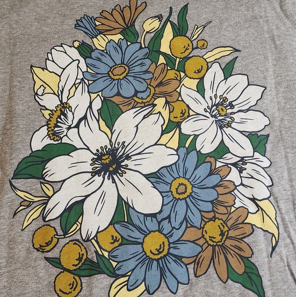 Short Sleeve Floral Graphic Tee By Goodfellow & Co, Gray, Size Large - Picture 4 of 4